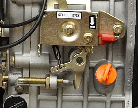 Дизельный генератор Hyundai DHY 6000LE-3 фото