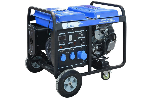 Бензиновый генератор ТСС SGG 10000EHA в кожухе МК-2.1 уличный фото