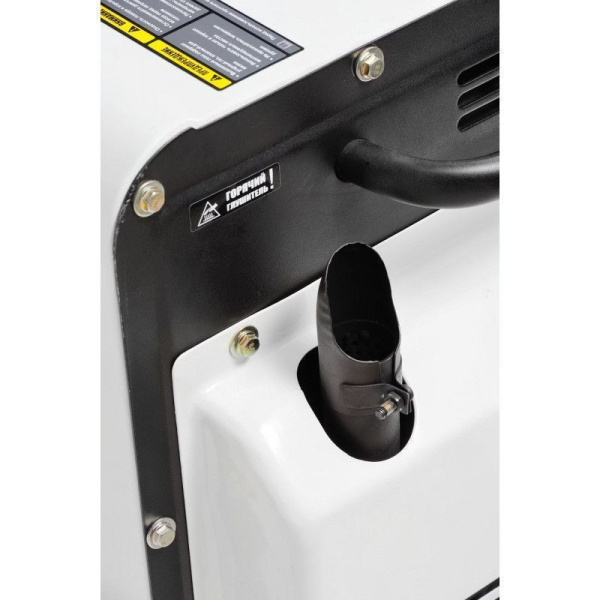 Дизельный генератор Hyundai DHY 6000SE-3  переносной фото